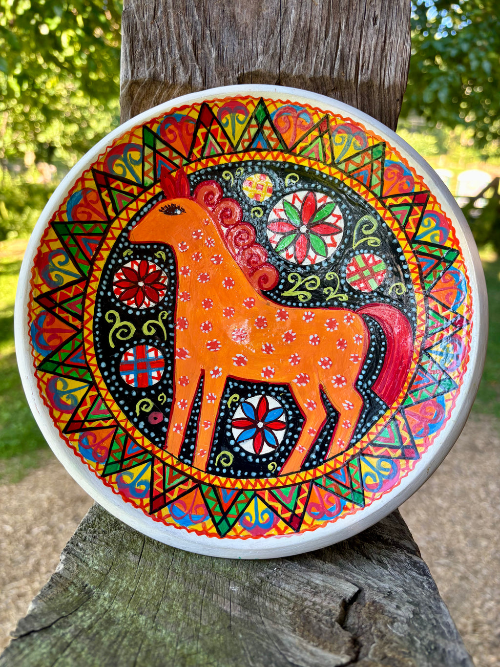 Hand-Painted Decorative Plate – Horse Motif