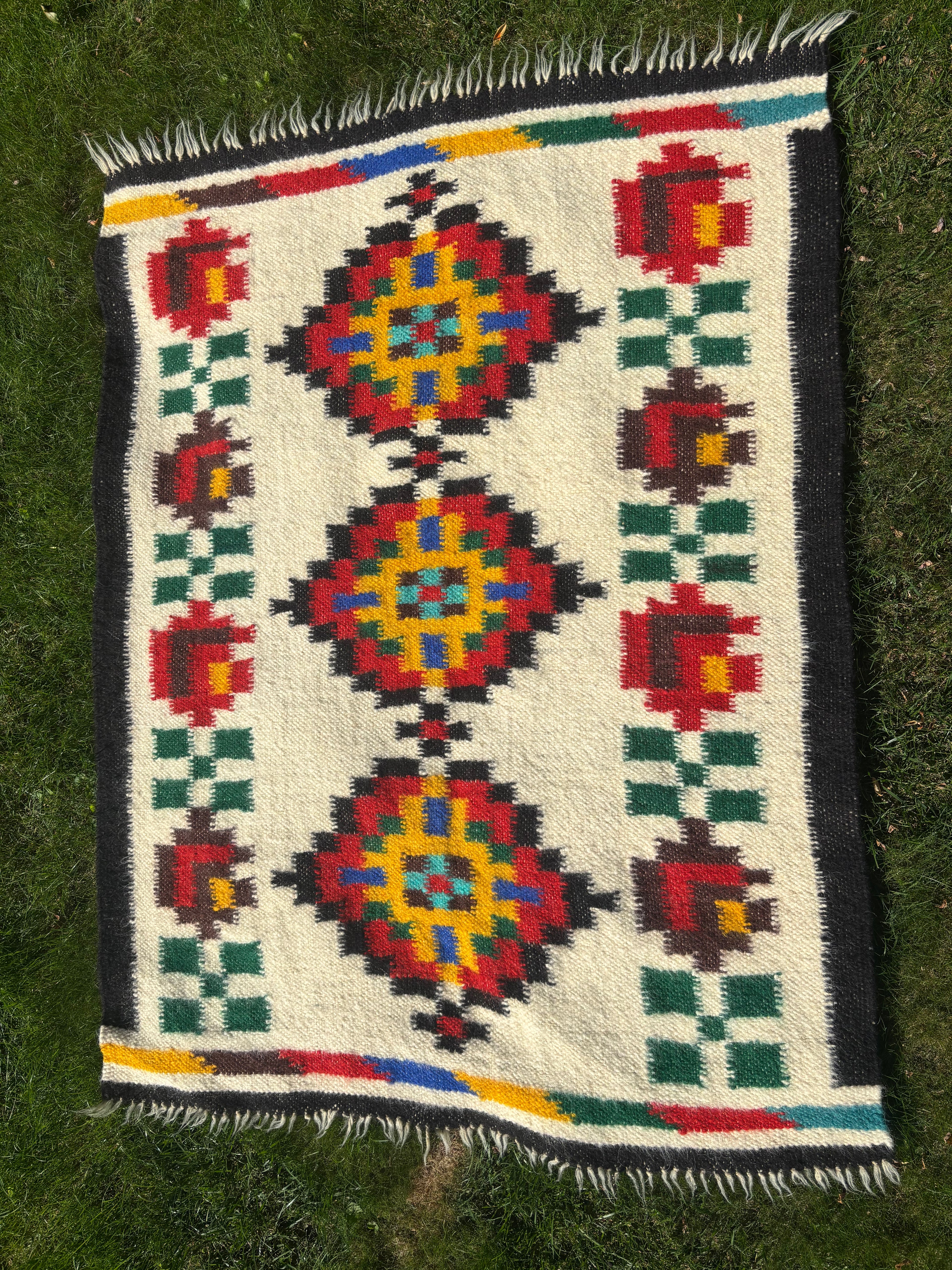 Red Rue Flower Large Wool Throw