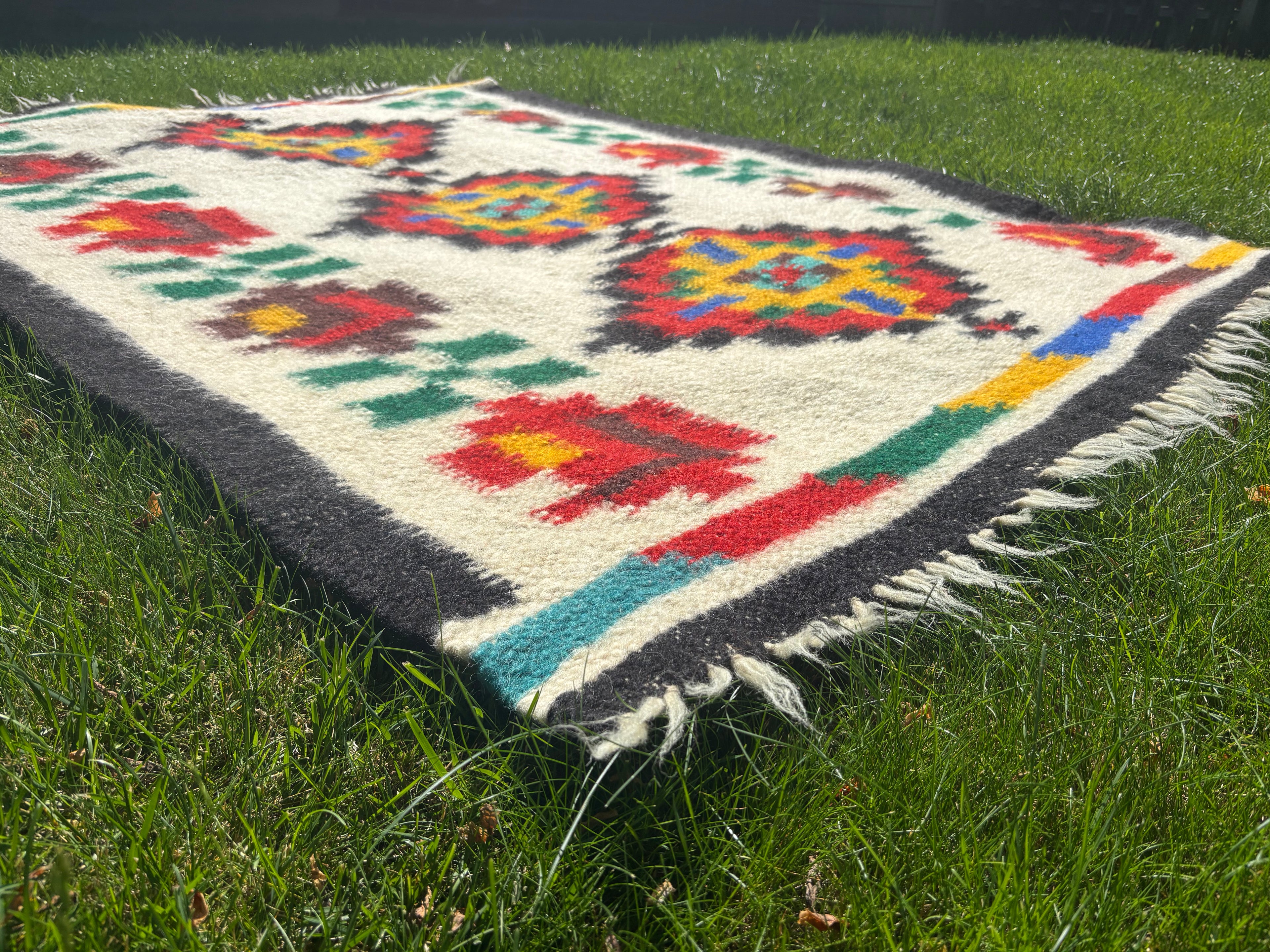 Red Rue Flower Large Wool Throw