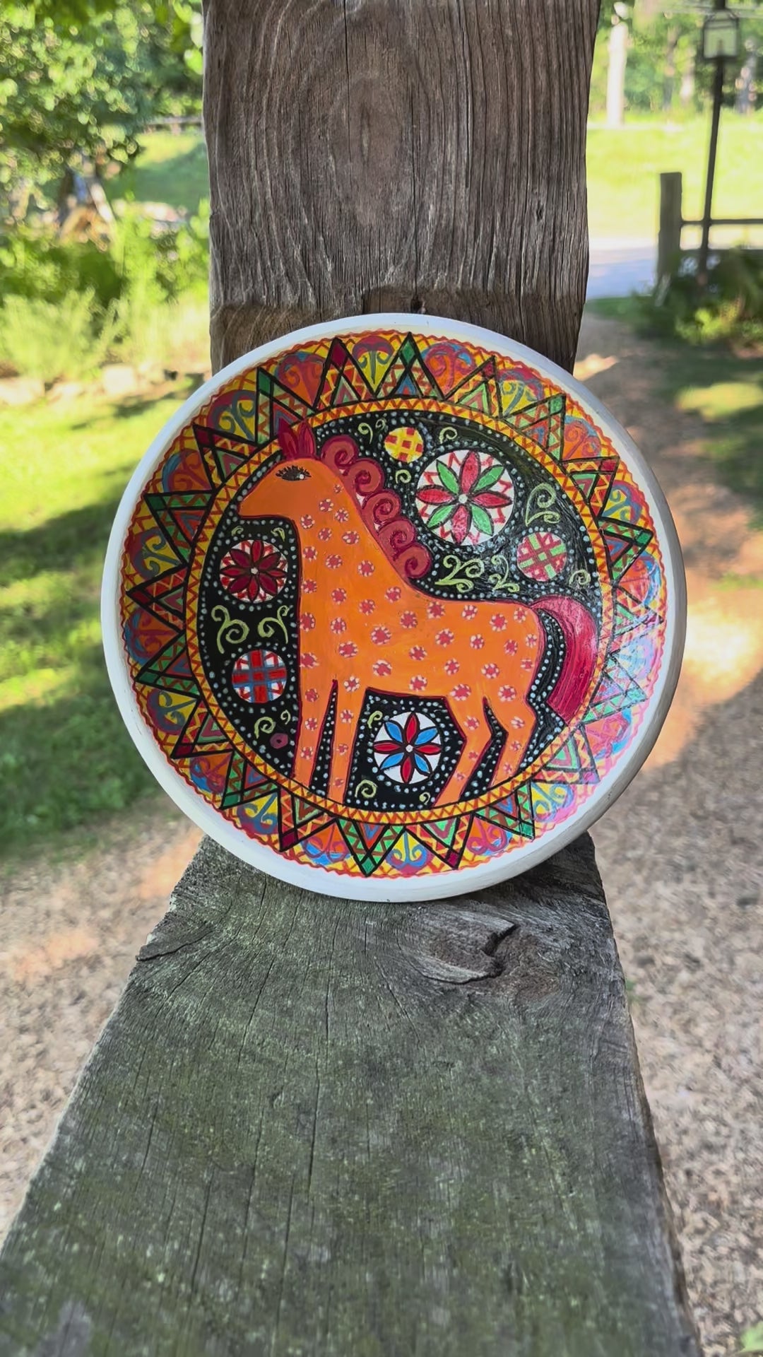 Hand-Painted Decorative Plate – Horse Motif